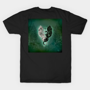 Dragons with the sing yin and yang T-Shirt